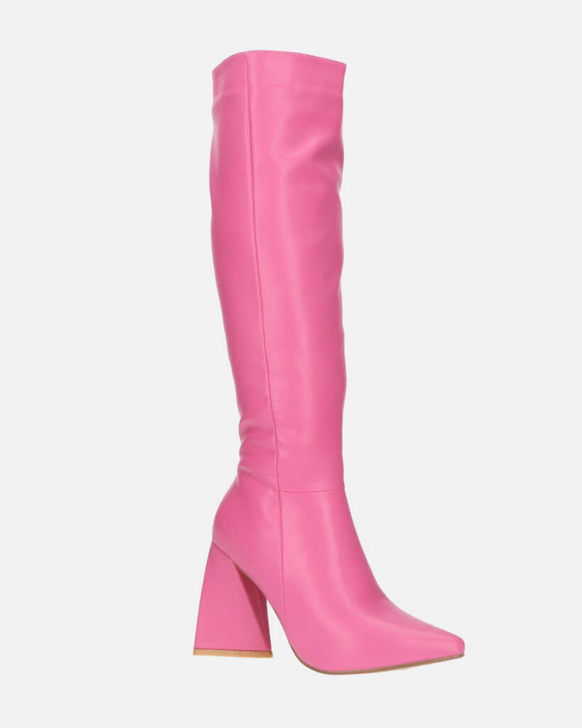 TRUDY - stivali alti con tacco alto in PU fuchsia