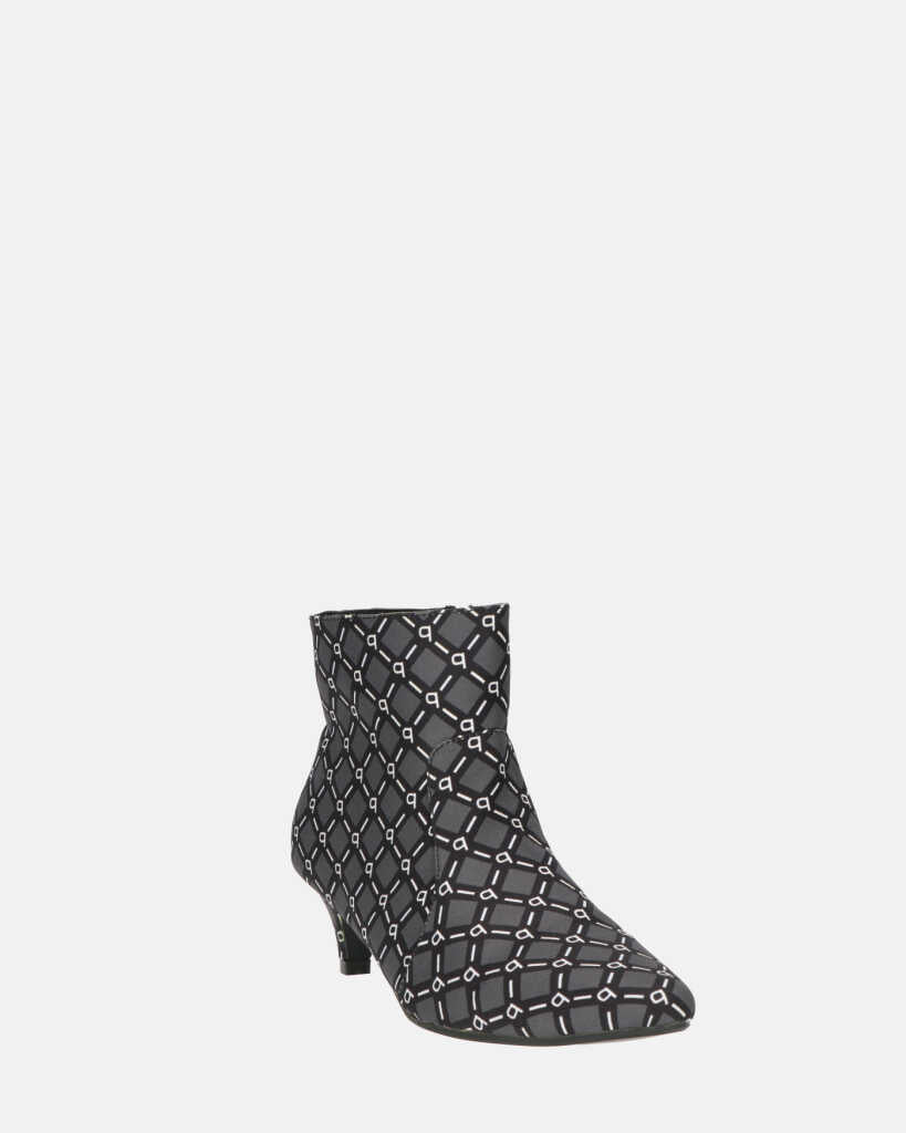 XUAN - stivaletto basso in pattern logo