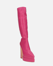 NIKITA - stivali alti in fuchsia PU con platform a punta