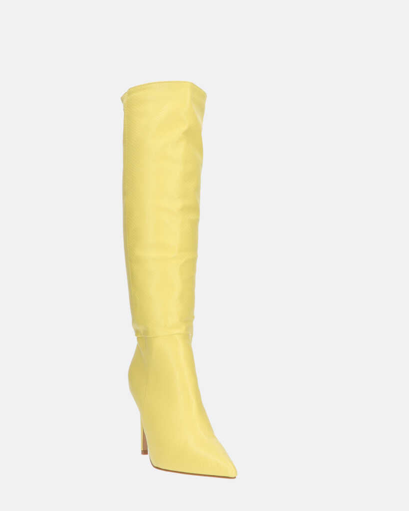 LOLY - stivale con tacco in pitonato giallo