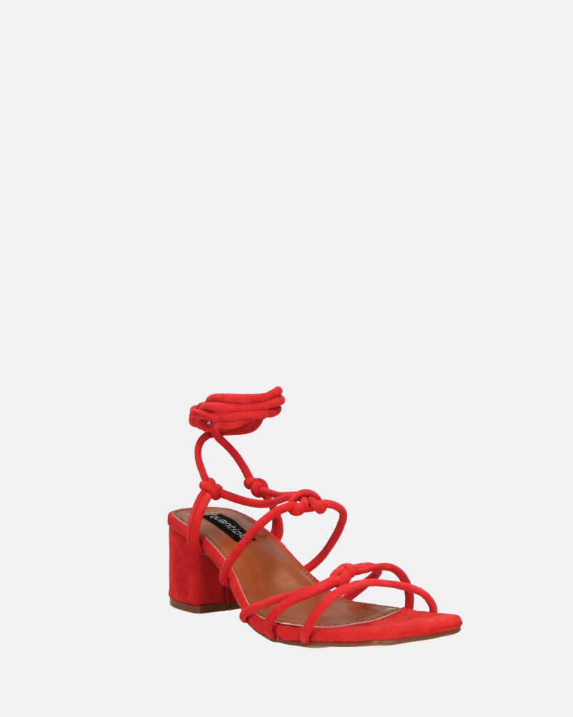 NAKI - sandali in camoscio rosso con tacco e lacci