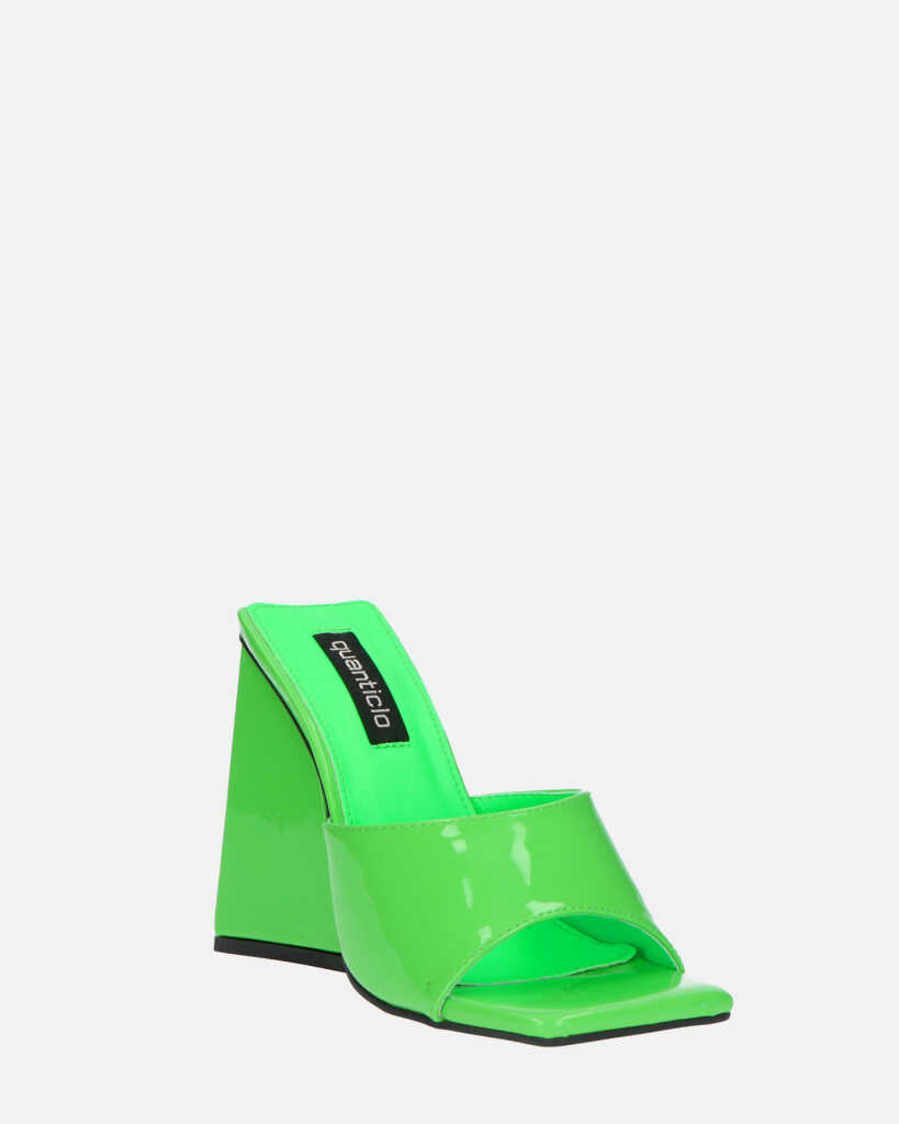 KAMELYA - scarpe con tacco squadrato in glassy verde