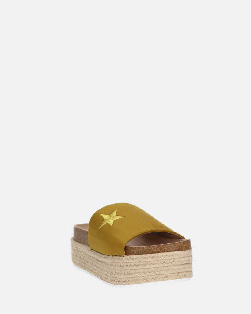 BRYANA - ciabatte con platform in paglia e banda khaki con stella dorata