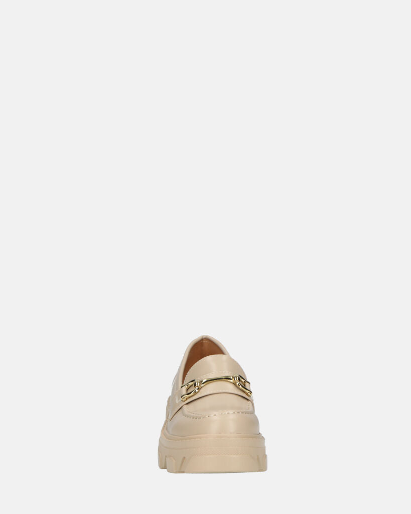 JOCASTA - mocassini beige con fibbia dorata