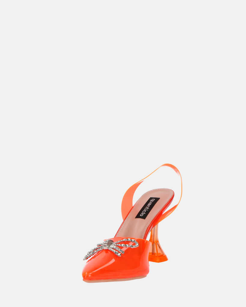 CONSUELO - tacchi in perspex arancioni con decorazioni in punta