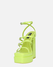 TEXA - sandali con cinturino e tacco alto in verde mela