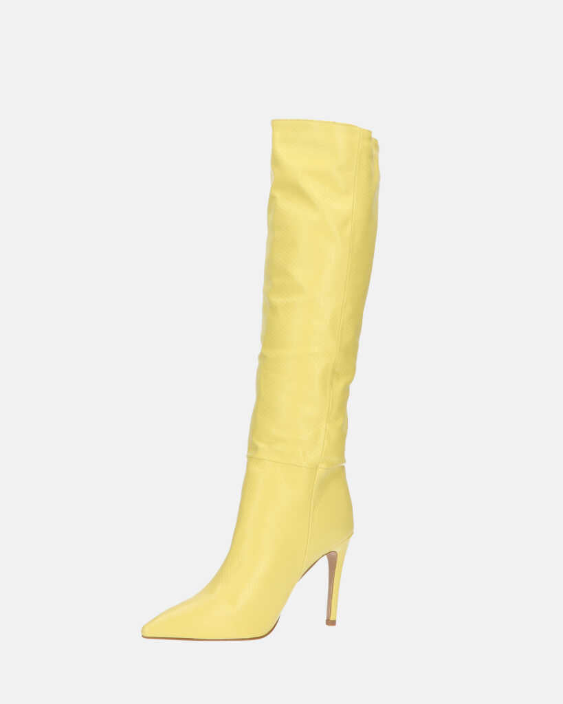 LOLY - stivale con tacco in pitonato giallo