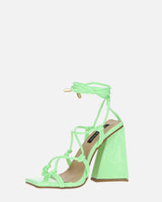 NURAY - sandali con tacco alto in glassy verde con lacci