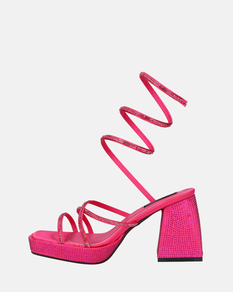 AZUKA - sandales fuchsia à talon et spirale