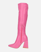 TRUDY - stivali alti con tacco alto in PU fuchsia