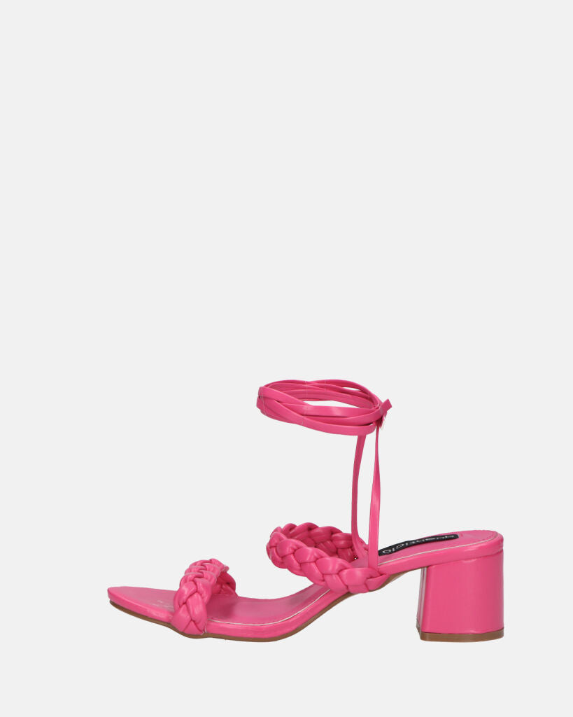 TARISAI - sandali fuchsia in ecopelle con lacci
