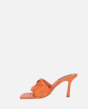 ENRICA - sandalo in pelle arancio intrecciata con tacco