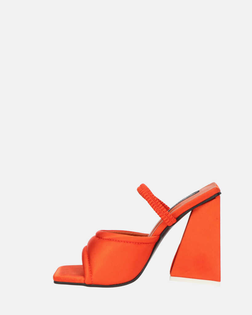 EMMI - sandali con tacco arancione con elastico