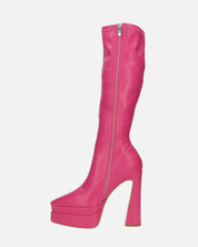 NIKITA - stivali alti in fuchsia PU con platform a punta