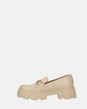 JOCASTA - mocassini beige con fibbia dorata