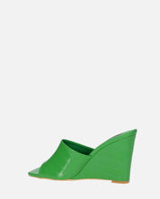 MARGHERITA - sandali con zeppa in glassy verde a trama coccodrillo