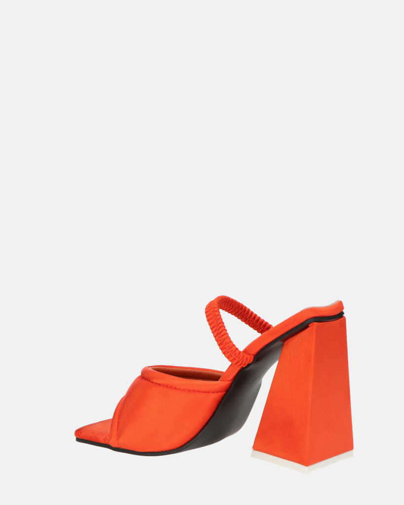 EMMI - sandali con tacco arancione con elastico