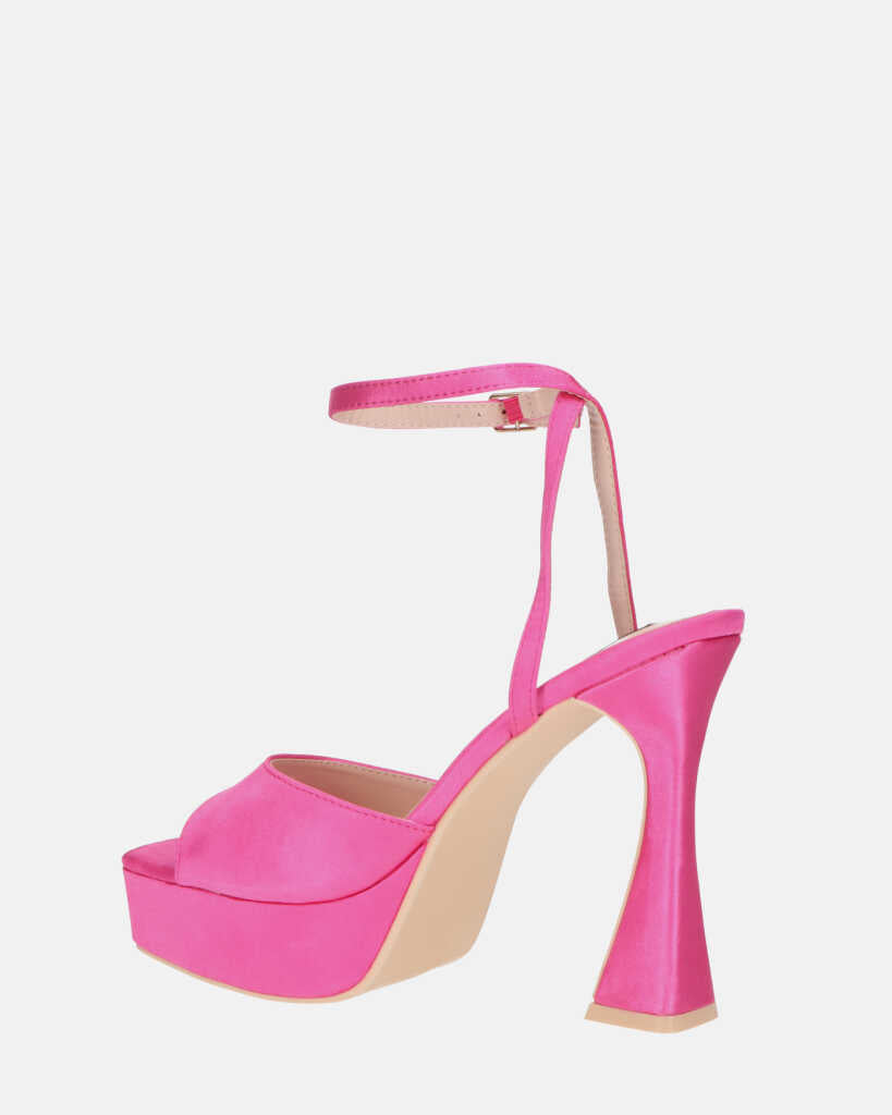 MARZIA - escarpins à talon carré en lycra fuchsia avec bride