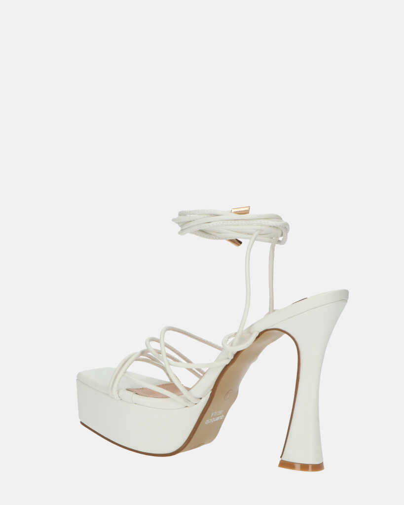 DELILA - sandali bianchi con tacco alto e platform