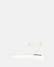 LACEY - sandali infradito bassi bianchi con lacci