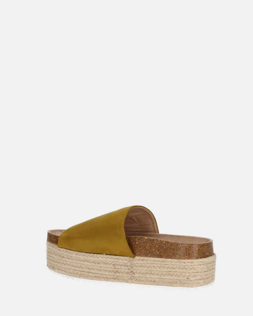 BRYANA - ciabatte con platform in paglia e banda khaki con stella dorata