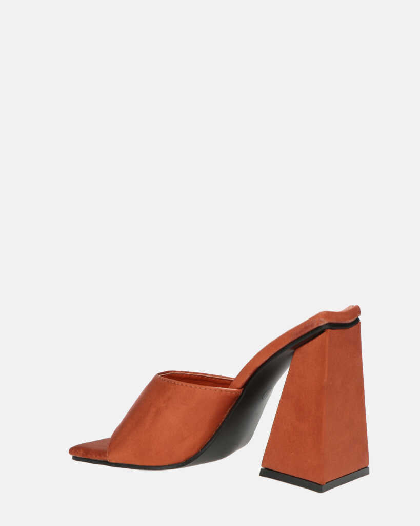 KAMELYA - sandali con tacco squadrato in lycra color rame