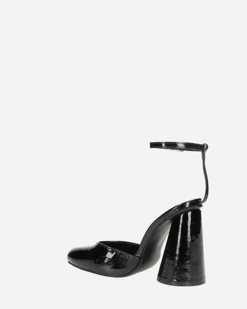 MAYBELLE - sandali in glassy nero con tacco cilindrico