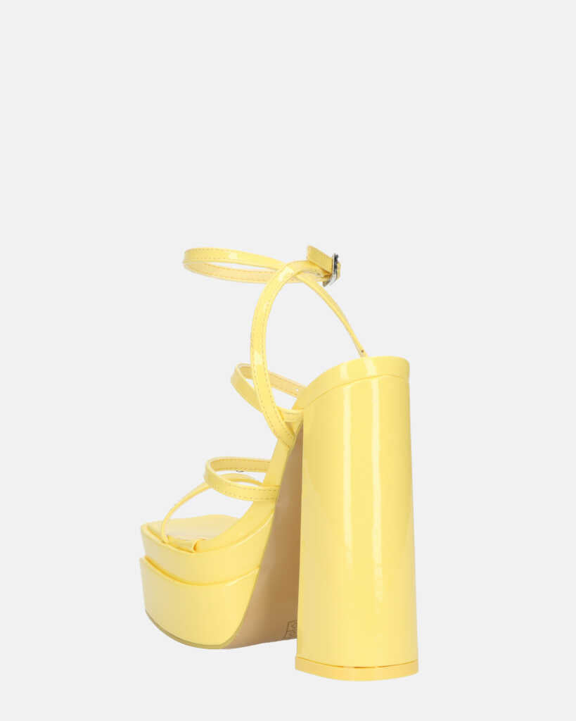TEXA - sandali con cinturino e tacco alto in giallo