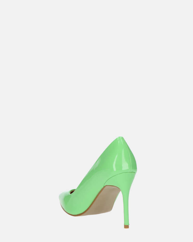 PORSHA - decolette in glassy verde con tacco a spillo