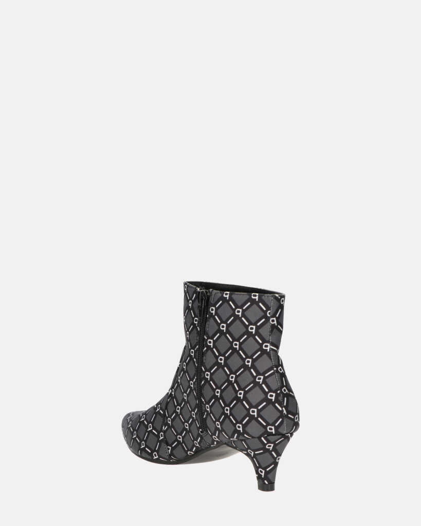 XUAN - stivaletto basso in pattern logo