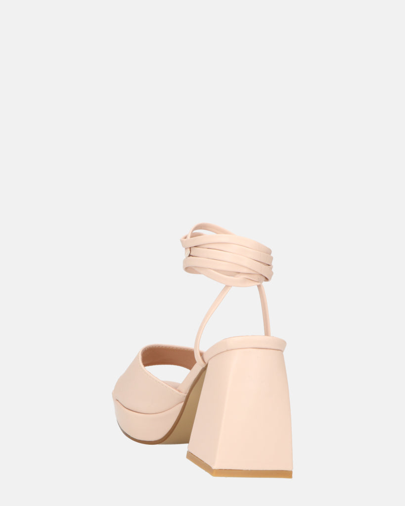 TOMI - sandali beige con lacci e tacco squadrato