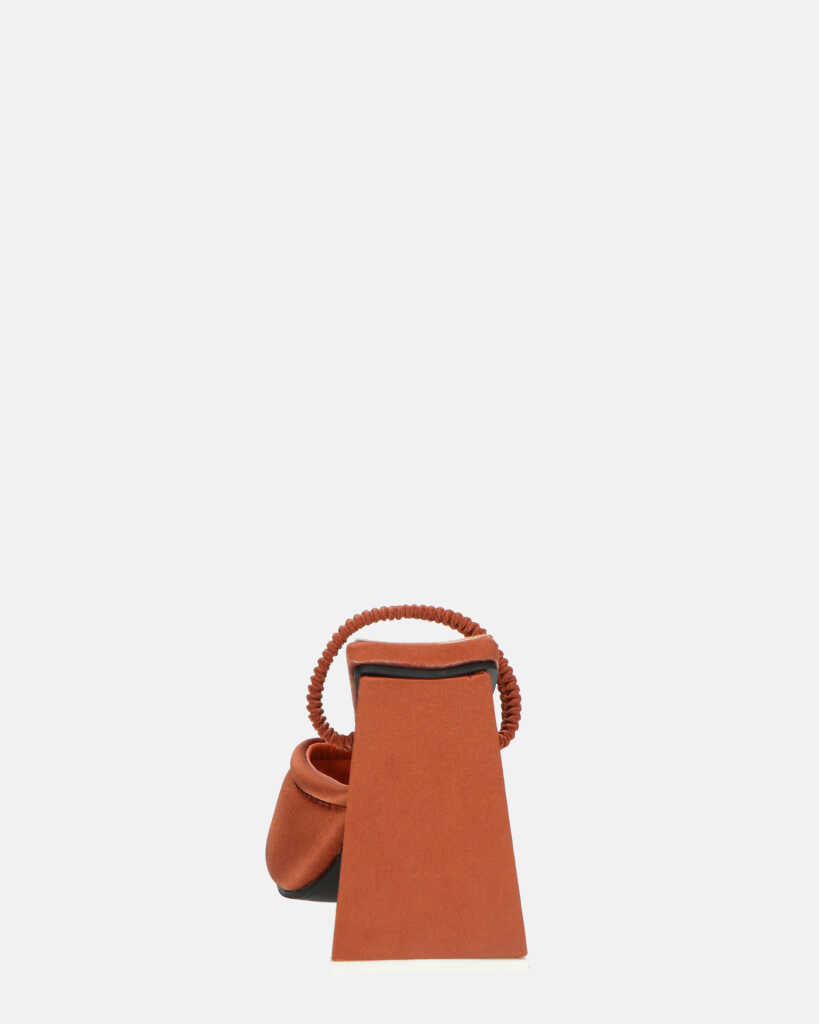 EMMI - sandali con tacco marroni con elastico