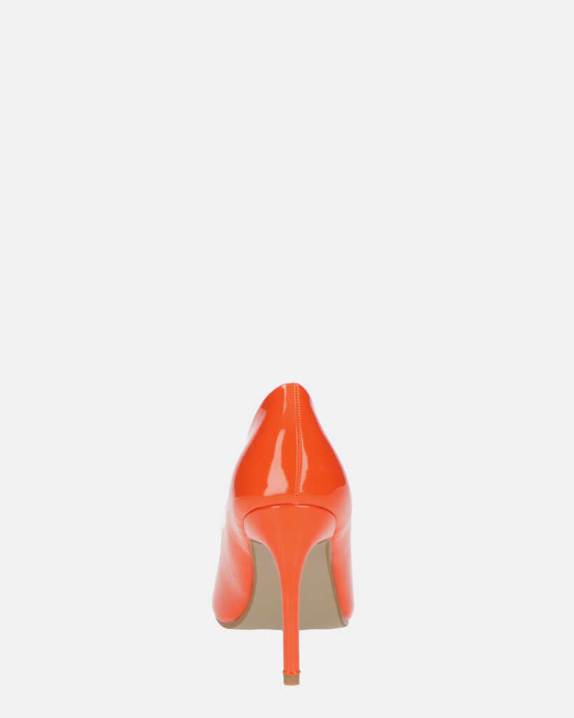 PORSHA - decolette in glassy arancione con tacco a spillo