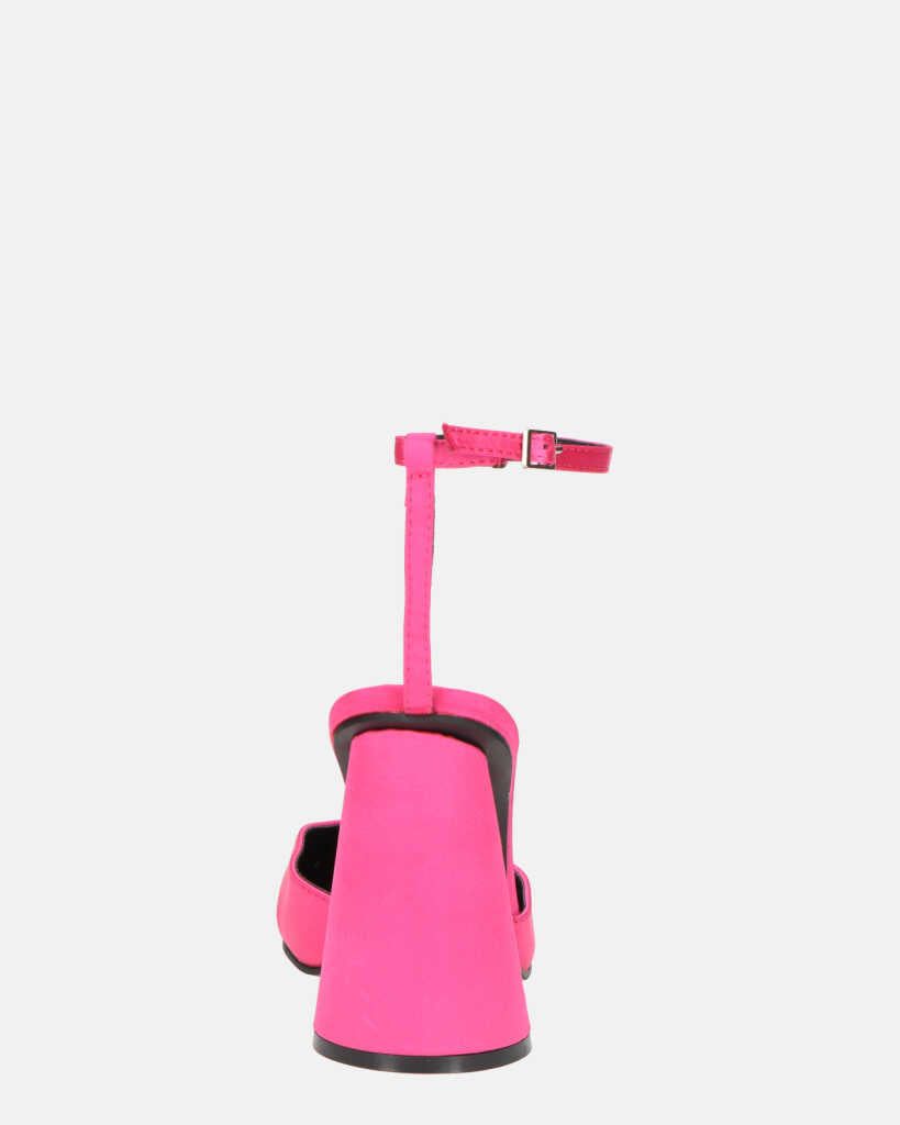 MAYBELLE - sandali in lycra fucsia con tacco cilindrico