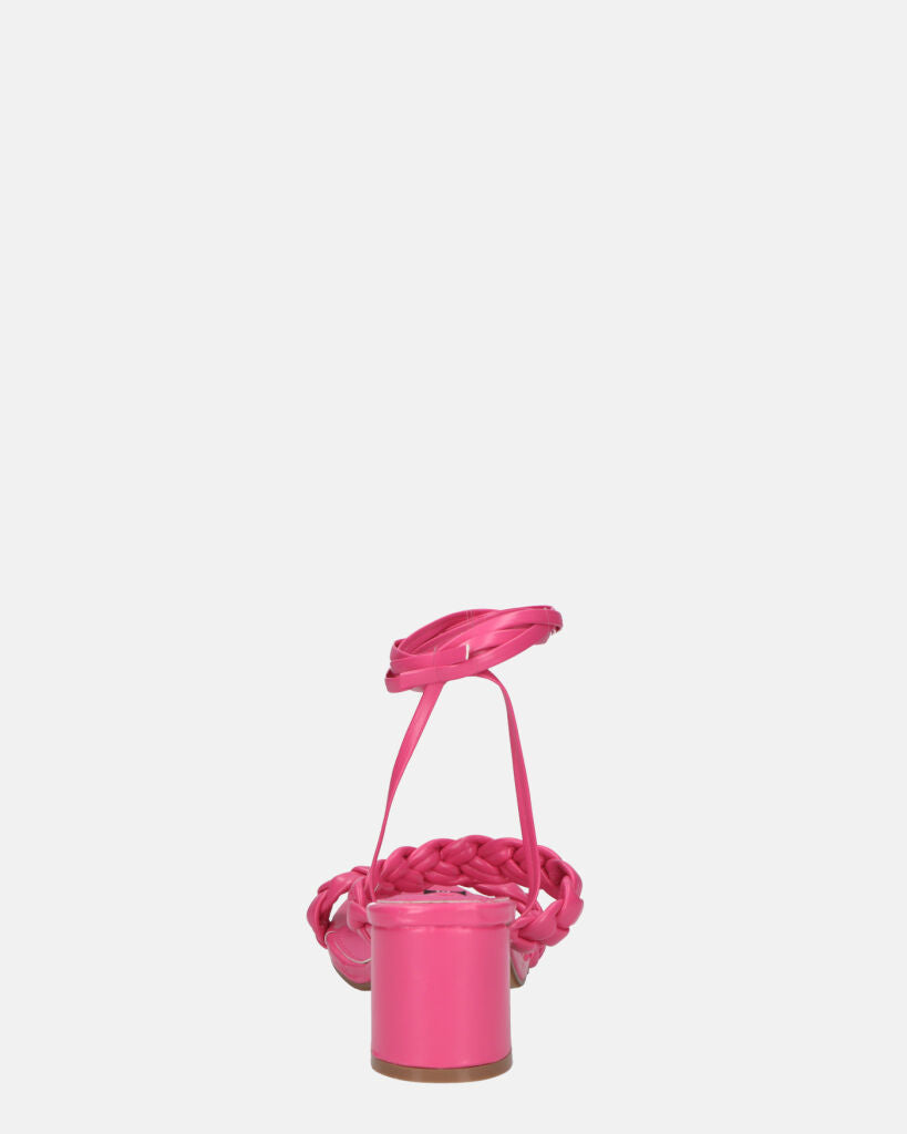TARISAI - sandali fuchsia in ecopelle con lacci