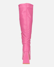 TRUDY - stivali alti con tacco alto in PU fuchsia
